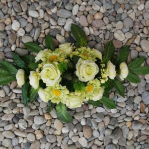 Bloemstuk wit/groen 50cm